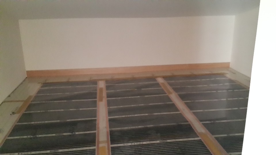 2038599400_bf1NeHUJ_fc5620d267a509a68da1bf4a44e66f8ebf3bdf0a.jpg 이미지크게보기