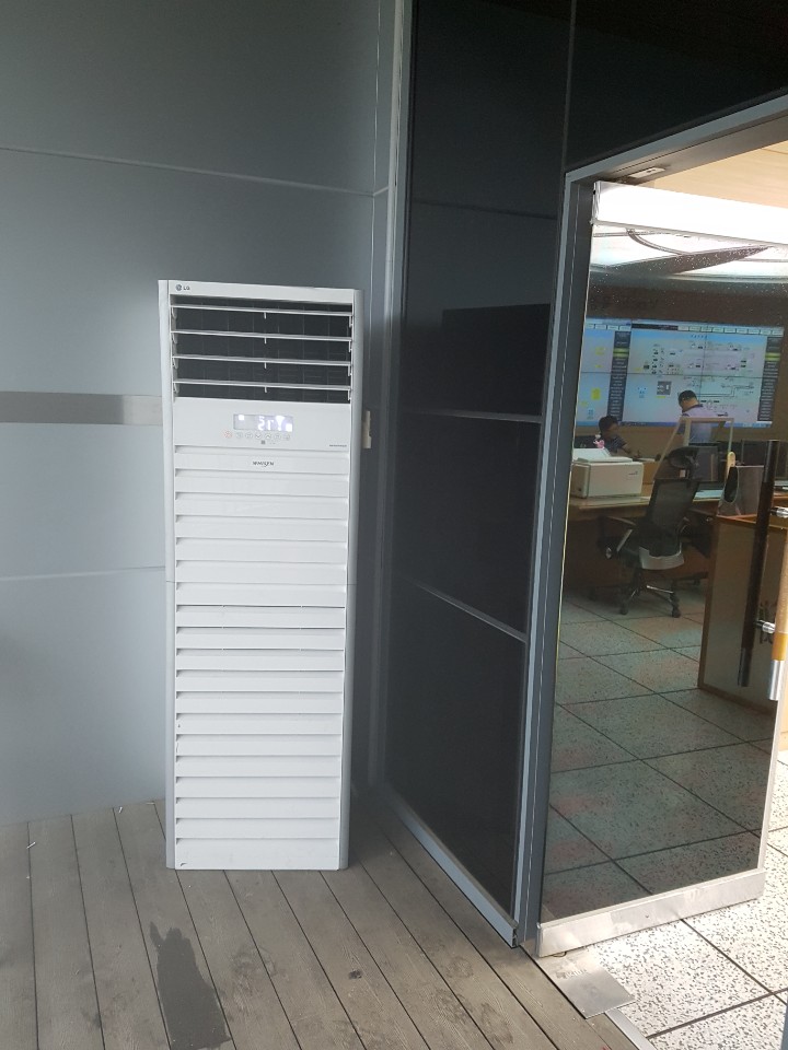 2038599400_yWzY3jon_38a64ea1142643ec448d5c88292b5aaa0facc66d.jpg 이미지크게보기